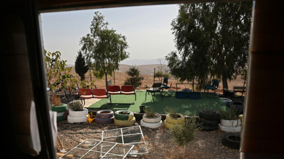 Palestinians expelled from W.Bank village as Gaza war rages