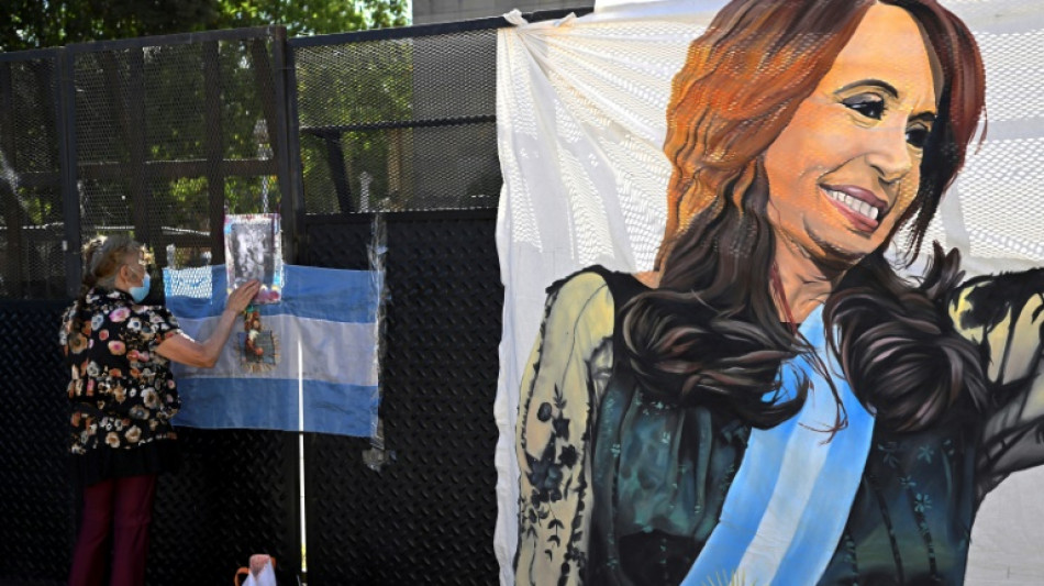 Kirchner, a poderosa l&iacute;der peronista condenada &agrave; pris&atilde;o e inelegibilidade na Argentina