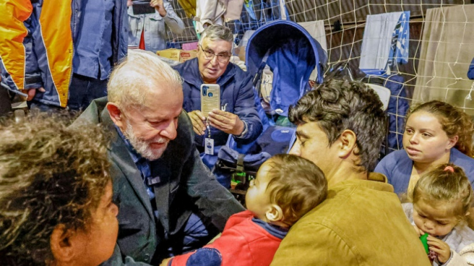 Lula anuncia novas ajudas para v&iacute;timas das inunda&ccedil;&otilde;es no sul do Brasil