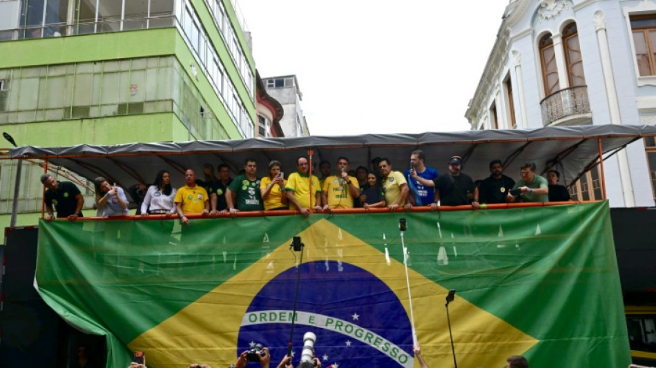 Brazil president candidate Flavio Bolsonaro targeted in corruption probe