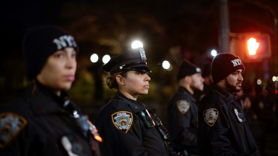 Um morto e cinco feridos em ataque a tiros no metr&ocirc; de NY