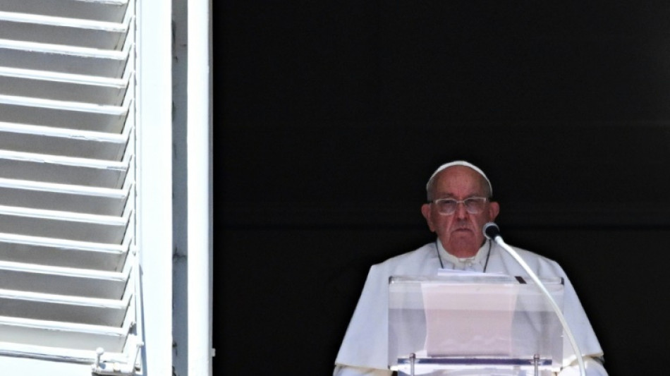 El papa urge "respetar" a los cascos azules de la ONU en L&iacute;bano