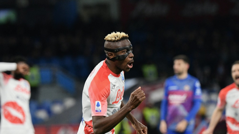 Eintracht-Gegner Neapel untermauert Tabellenf&uuml;hrung