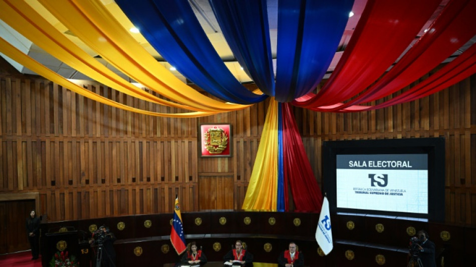 Supremo da Venezuela valida reelei&ccedil;&atilde;o de Maduro ap&oacute;s den&uacute;ncias de fraude