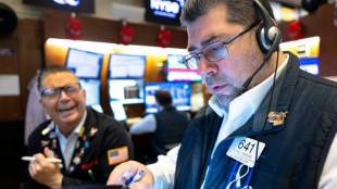Wall Street termine en forte baisse, s'inqui&egrave;te des n&eacute;gociations budg&eacute;taires am&eacute;ricaines
