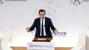 Retraites et travail: la conf&eacute;rence sociale cherche &agrave; voir loin, en plein d&eacute;bat budg&eacute;taire