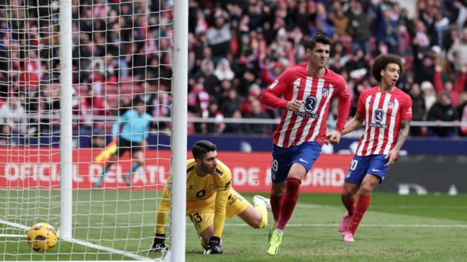 Atl&eacute;tico de Madrid vence Betis e coloca press&atilde;o no Barcelona