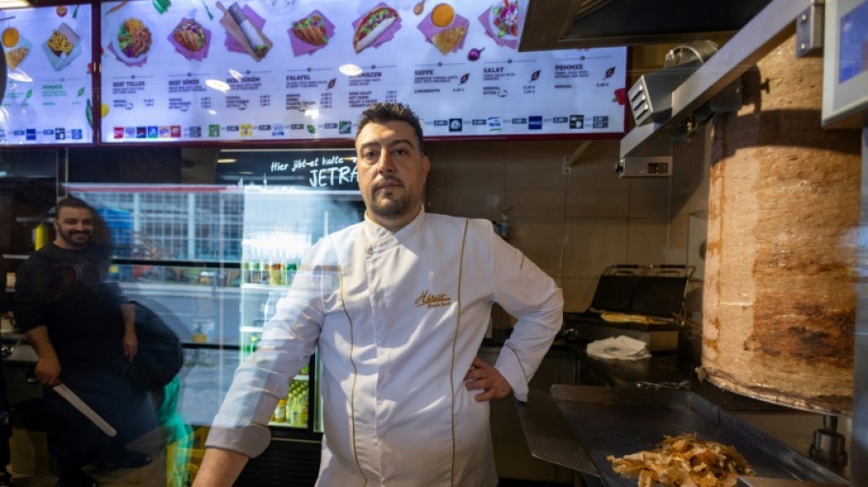 D&ouml;ner fliegt mit: Steinmeier l&auml;dt Imbissbuden-Besitzer zu T&uuml;rkei-Besuch ein 