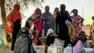 Trabajadores humanitarios en Darfur piden ayuda por la llegada masiva de refugiados