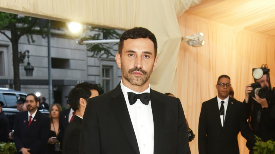 D&eacute;part surprise du directeur cr&eacute;atif de Burberry, remplac&eacute; par Daniel Lee