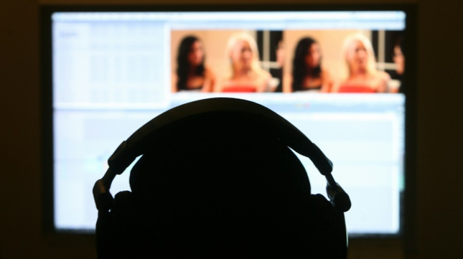 Quatre sites pornographiques commencent &agrave; &ecirc;tre bloqu&eacute;s en France