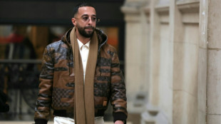 "Un viol par surprise": sept ans de prison requis contre le rappeur Naps