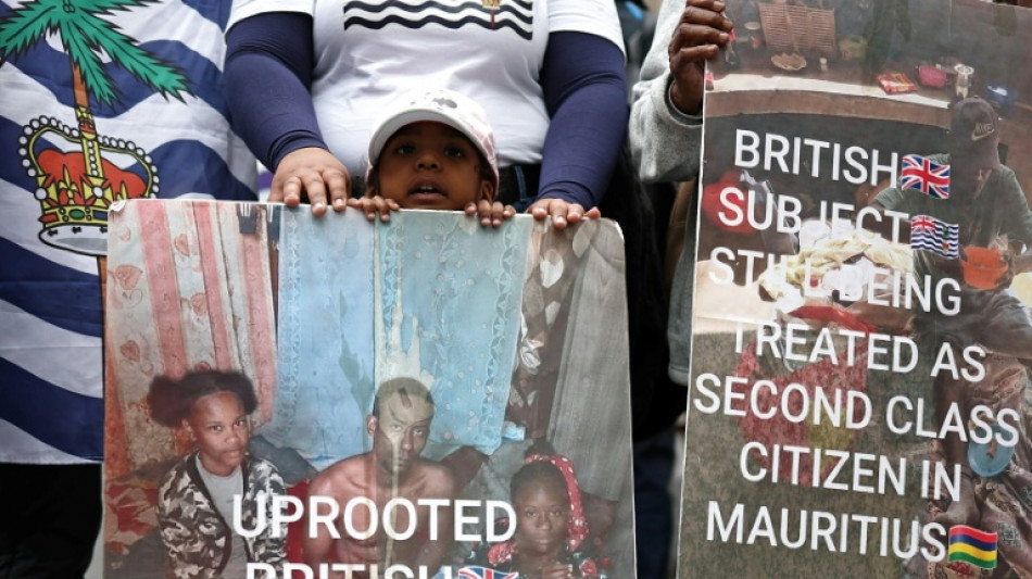 UK court reviews Chagos Islands deal after last-minute legal block