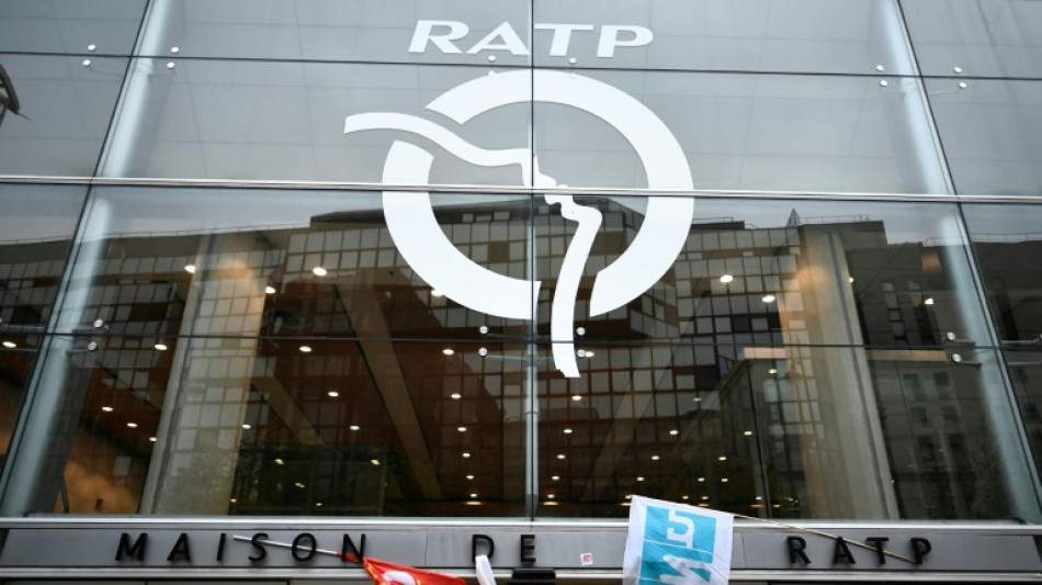 Gr&egrave;ve &agrave; la SNCF autour des primes JO: jour de gal&egrave;re pour les usagers des trains de banlieue