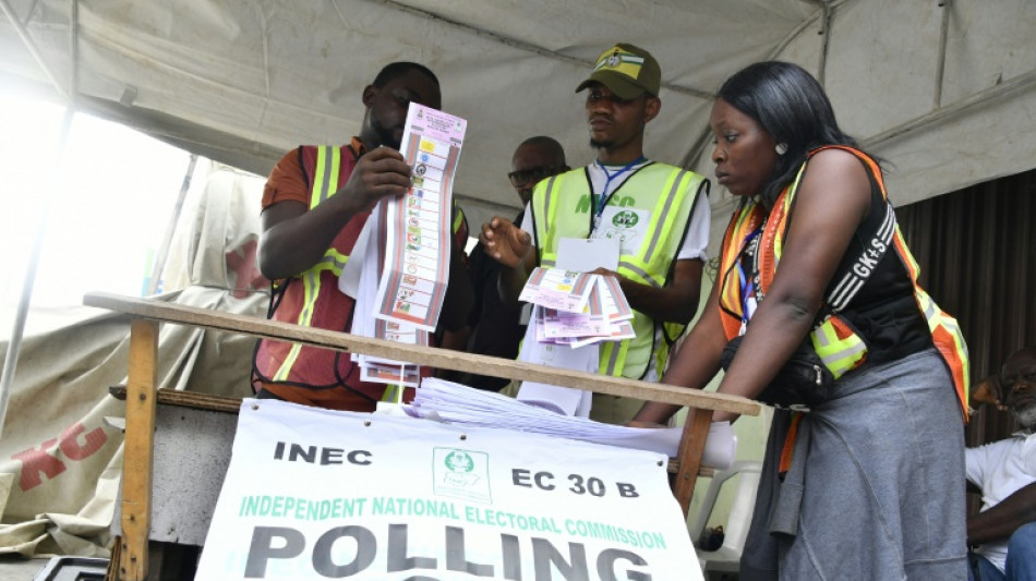 Nigeria: d&eacute;compte de voix apr&egrave;s des &eacute;lections locales tendues