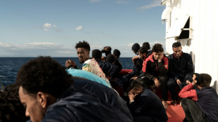 Italie: des centaines de migrants bloqu&eacute;s  en mer, l'Ocean Viking demande &agrave; accoster en France