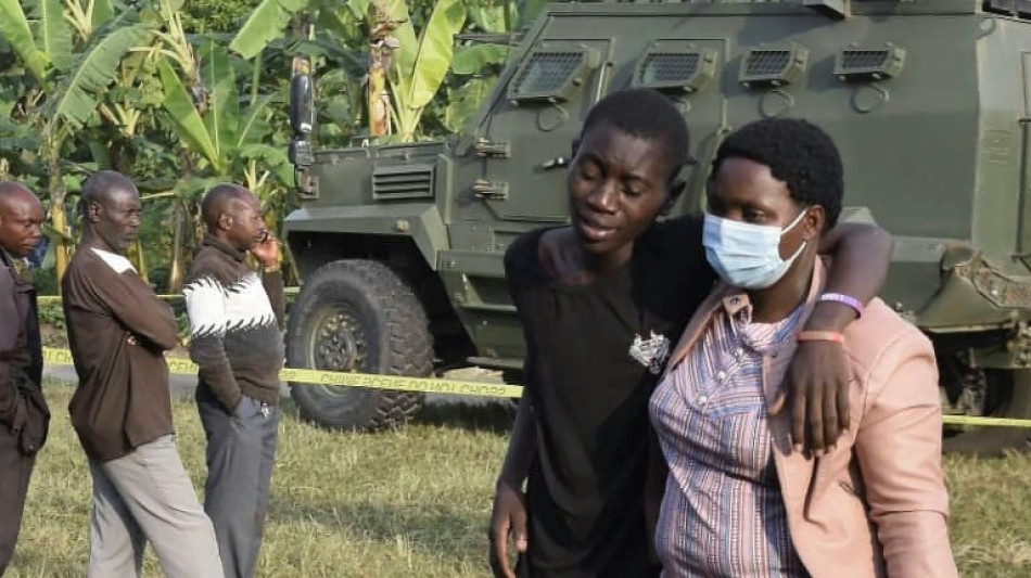 Ataque yihadista en escuela de Uganda deja 37 muertos, la mayor&iacute;a estudiantes