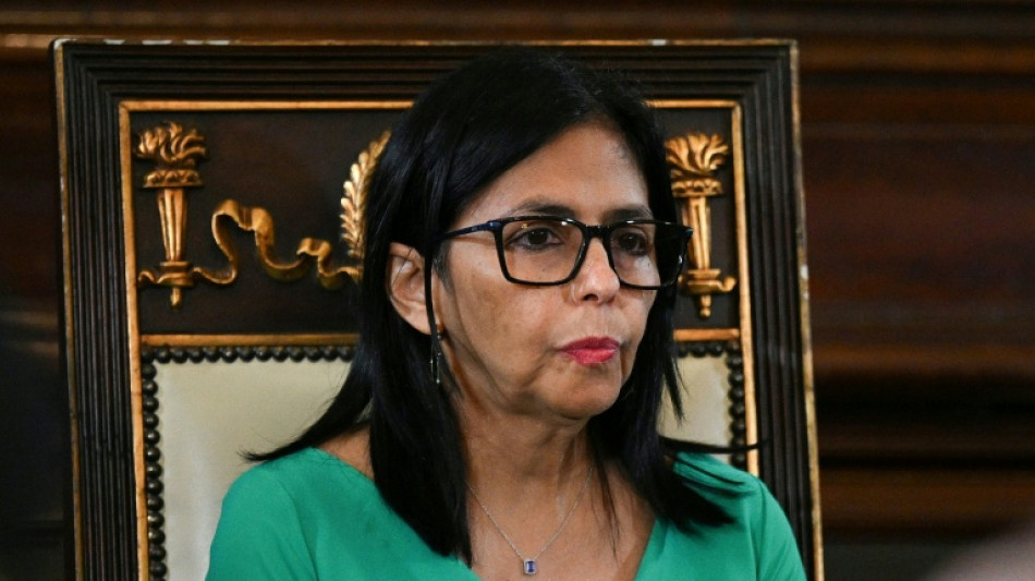 Trump dice estar dispuesto a reunirse con la presidenta interina de Venezuela