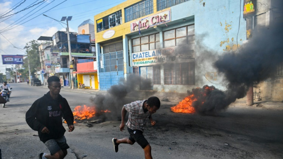 Qu&ecirc;nia suspende envio de miss&atilde;o policial ao Haiti, diz chancelaria
