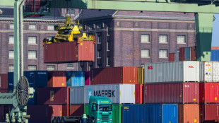 Deutsche Exporte erneut gesunken - Importe gehen noch st&auml;rker zur&uuml;ck