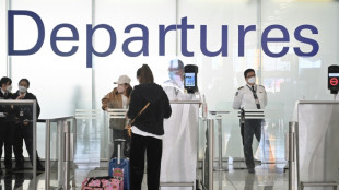 Covid: Hong Kong demande au Japon d'annuler les restrictions "h&acirc;tives" sur les vols