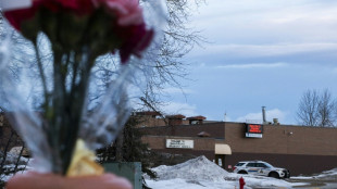 Canada PM to visit town in mourning after mass shooting