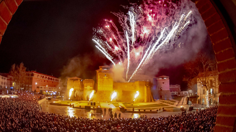 Notte di Capodanno tra fuochi e musica nelle piazze dell'Emilia-Romagna