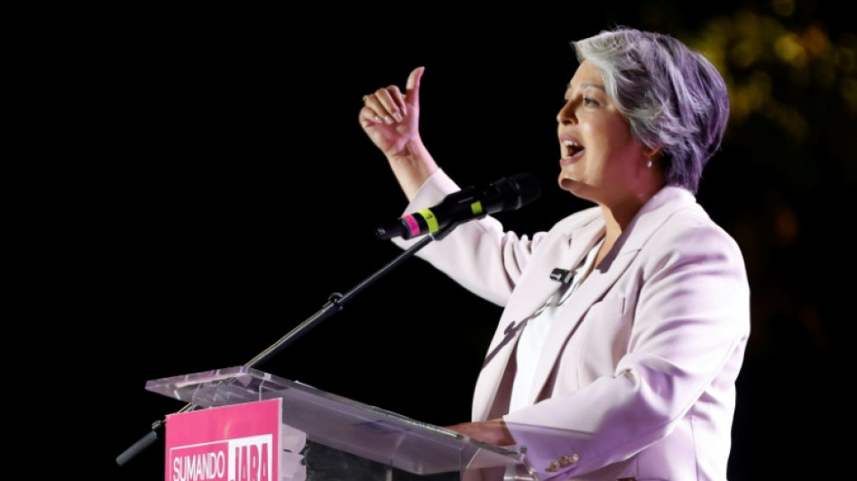 La candidata de izquierda a la presidencia de Chile promete reforzar a la polic&iacute;a