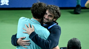 Vacherot e Rinderknech derrubam favoritos e far&atilde;o final entre primos no Masters 1000 de Xangai
