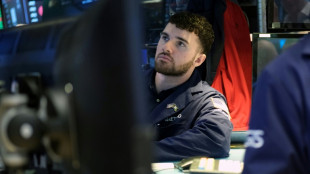 Wall Street termine en ordre dispers&eacute;, Meta lamin&eacute;