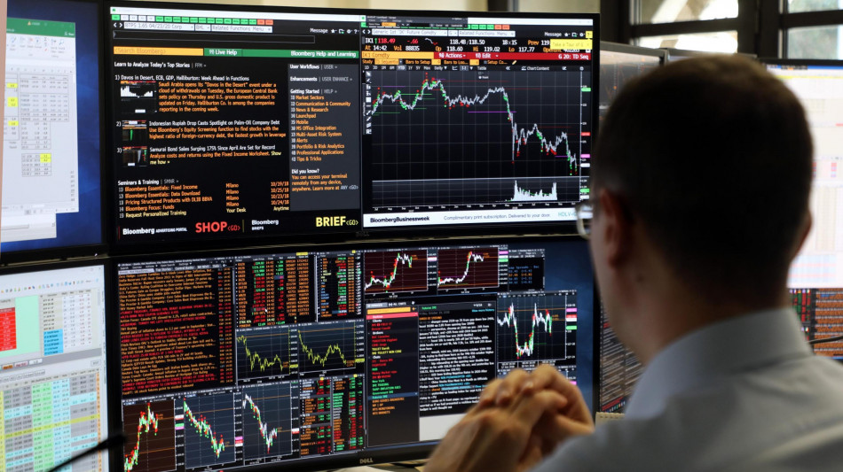 Lo spread Btp-Bund a 70,1 punti, su minimi da dicembre 2009