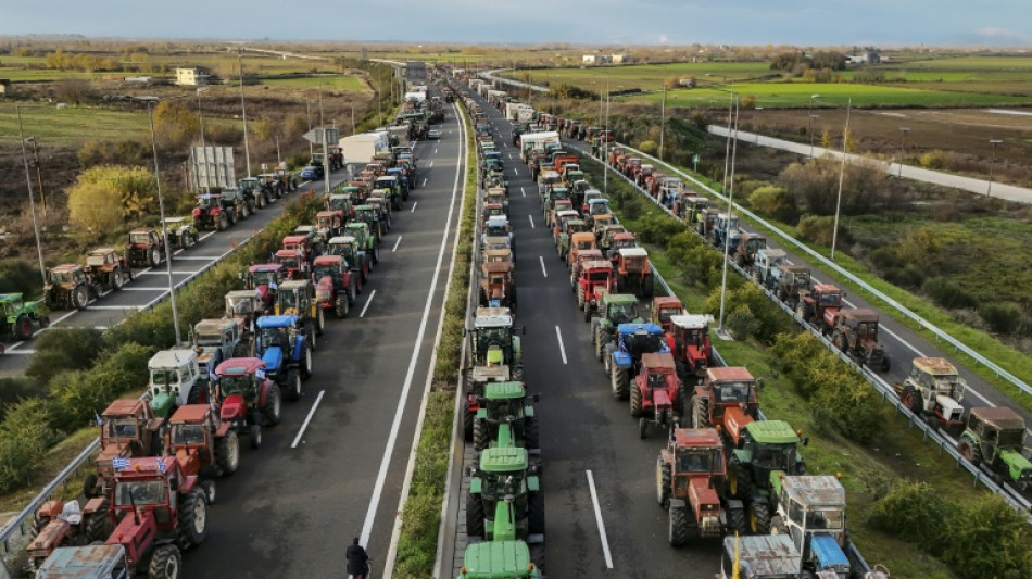 Greek govt seeks to tackle farmer protests after Crete clashes