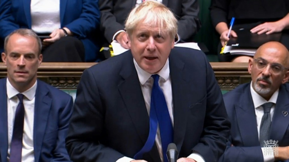 Johnson mit gr&ouml;&szlig;ter Krise seiner Amtszeit konfrontiert