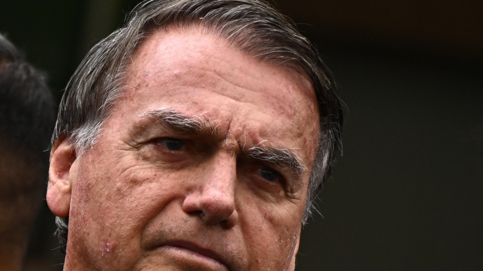 Moraes chiede parere alla Procura su eventuali domiciliari per Bolsonaro