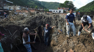 Desesperanza en b&uacute;squeda de sobrevivientes de deslave en Venezuela