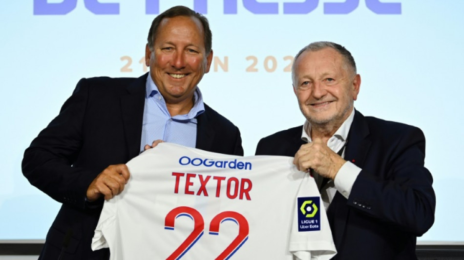 Foot: la vente d'OL Groupe &agrave; l'Am&eacute;ricain Textor de nouveau report&eacute;e, au 17 novembre