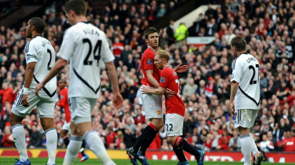 Scholes makes peace with Carrick after jibe at former Man Utd team-mate