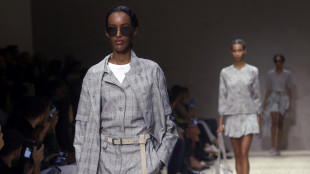 Standing ovation da Emporio nel ricordo di Armani