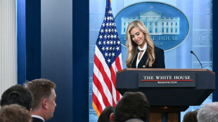 Nova secret&aacute;ria de imprensa de Trump minimiza potencial da China por falta de 'banheiros adequados'
