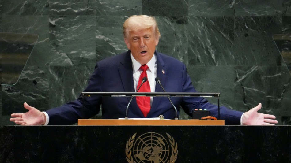 Trump retira EUA de importante tratado clim&aacute;tico
