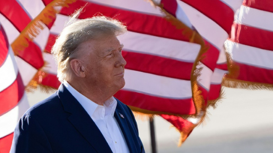 Menac&eacute; d'une inculpation, Trump d&eacute;nonce une "ing&eacute;rence &eacute;lectorale" par des "voyous" avant 2024