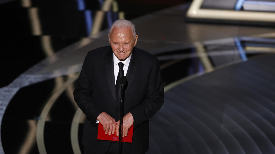 Anthony Hopkins, "festeggio 50 anni di sobriet&agrave;"