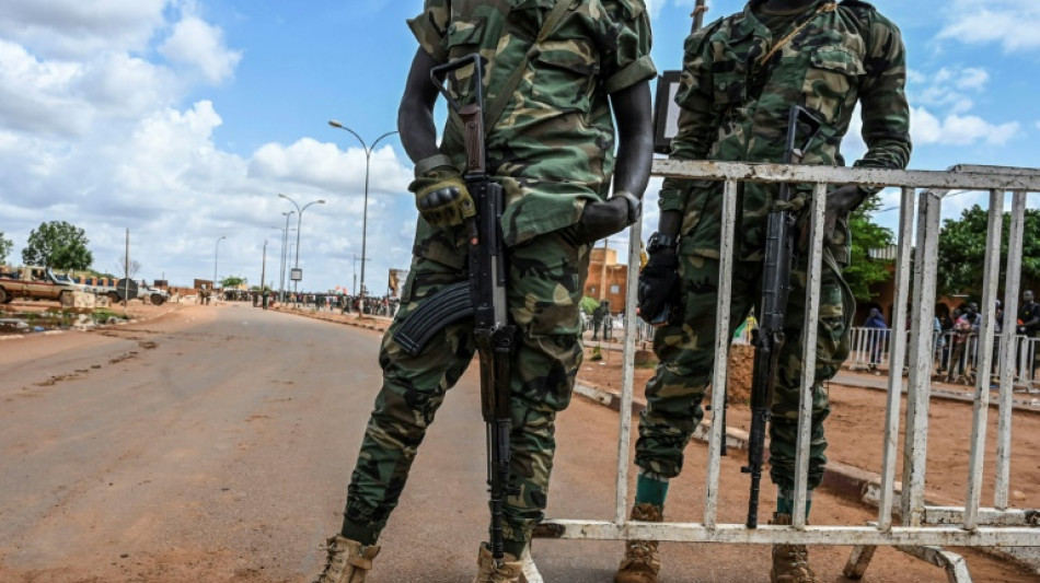 "M&aacute;s de 100 terroristas" muertos tras un ataque en N&iacute;ger, afirma el ej&eacute;rcito