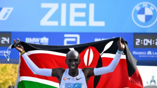 "Oublier Boston", "priorit&eacute; Paris": le K&eacute;nyan Kipchoge, les yeux riv&eacute;s sur le marathon des JO