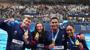 Euro de natation: sacr&eacute;s en relais mixte, la "belle soir&eacute;e" des Bleus et de Grousset