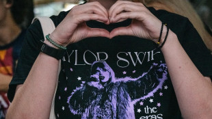 Taylor Swift scatena i fan con l'apparizione agli Emmy