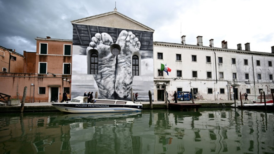 Vaticano leva arte para pris&atilde;o feminina em Veneza