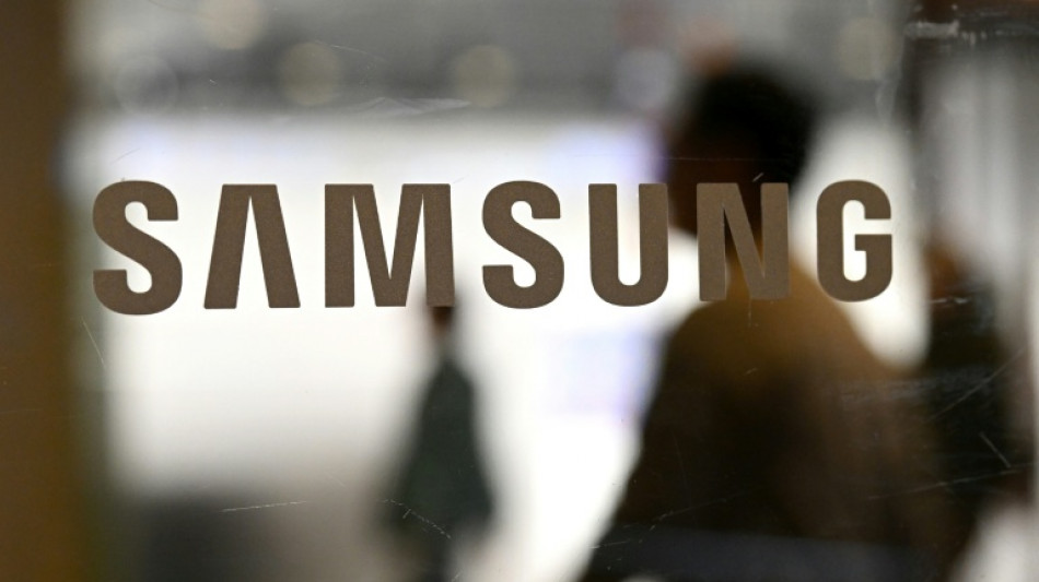 Seoul dives on mixed day in Asia as Samsung fails to ease tech woes