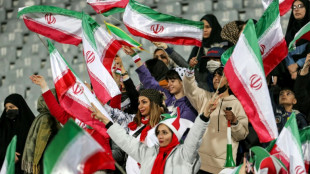 Les Iraniennes autoris&eacute;es dans un stade pour suivre un match de foot contre la Russie