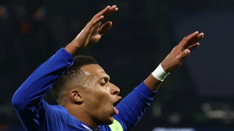 Cherki, Kolo Muani e Kant&eacute; retornam &agrave; sele&ccedil;&atilde;o francesa